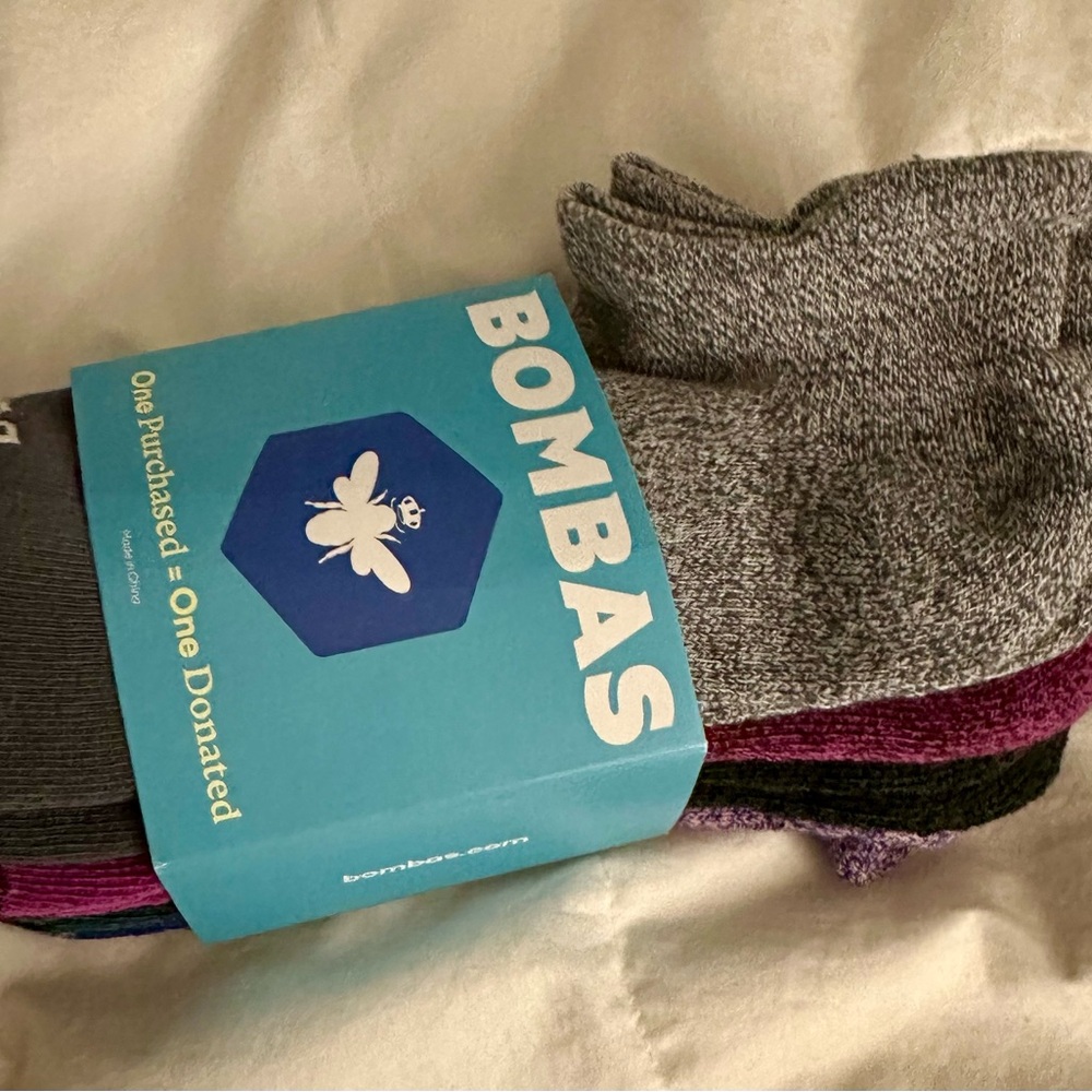 Bombas 4 Pack Ankle Socks NWT